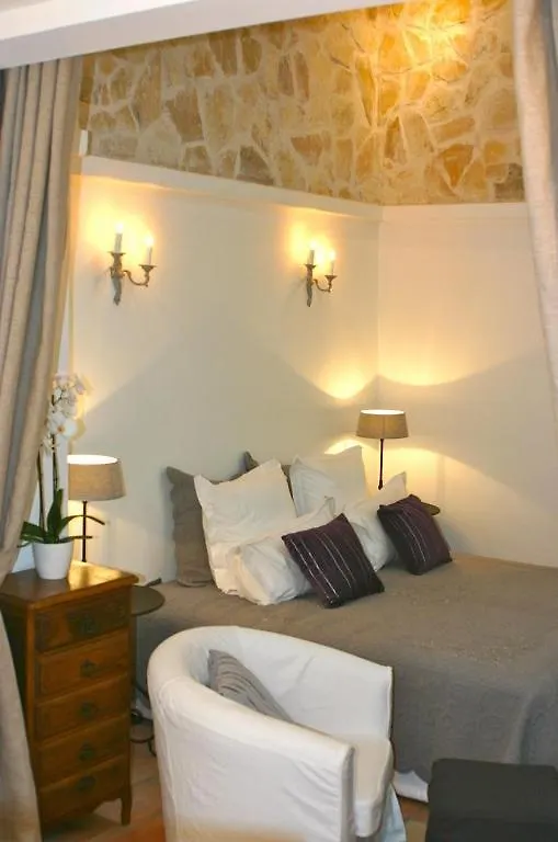 Mougins Village Holiday Lets Nizza 0*,  Franciaország