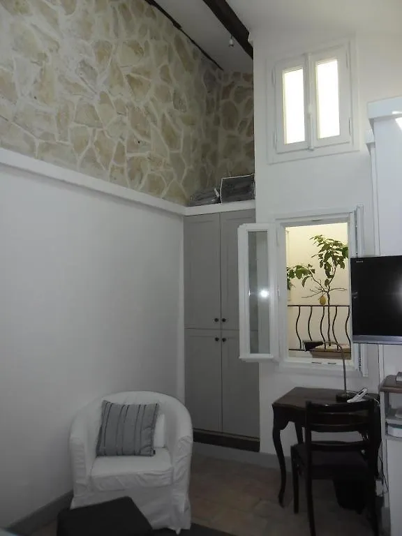 Mougins Village Holiday Lets Nizza